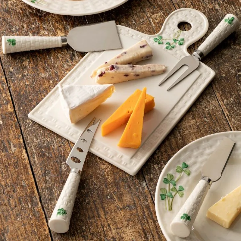 D68729 Hand Painted Irish Shamrock Cheese Knife Set Lifestyle Gaelsong