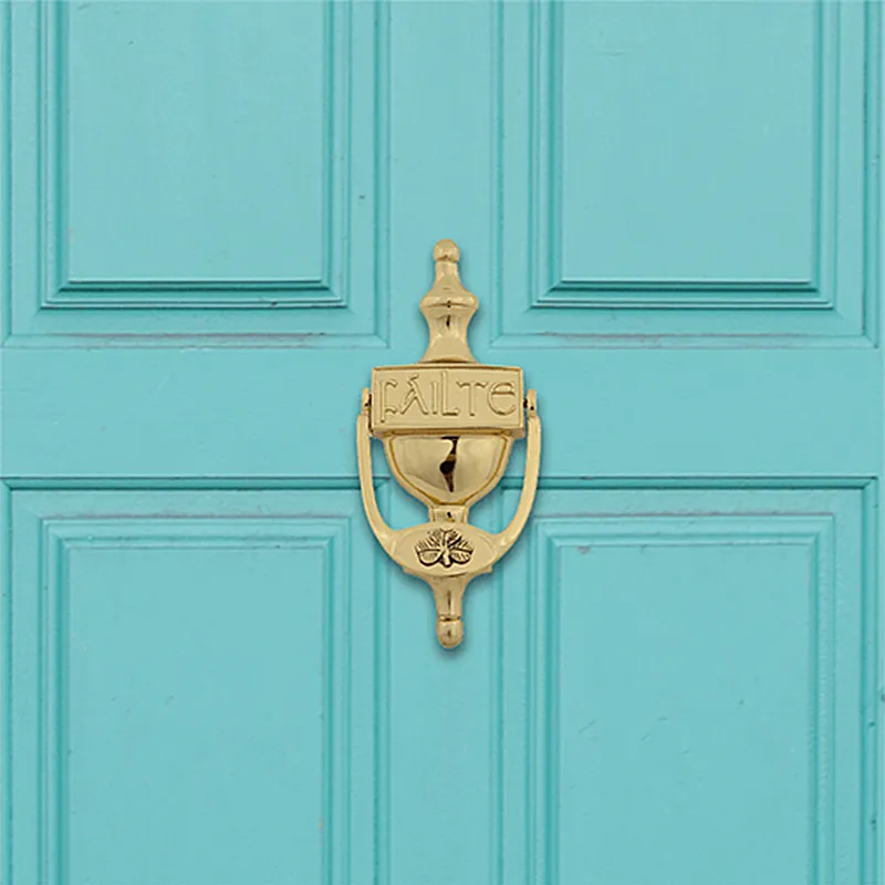 D91225 Irish Failte Door Knocker with Shamrock Design Lifestyle Gaelsong