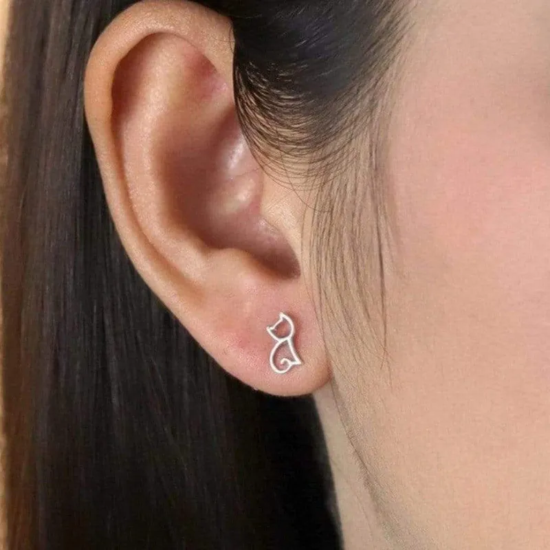 J13789 Irish Cat Sith Stud Earrings Gaelsong