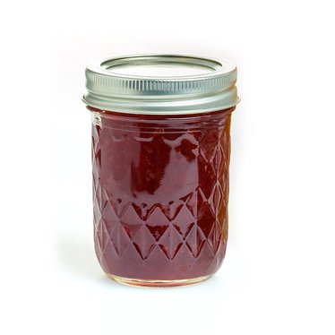 Ball Regular-Mouth Quilted Jelly Jars - 8 oz (12)