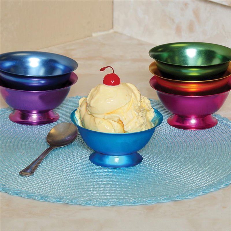 Glass Batter Bowl with Lid, Baking Supplies - Lehman's