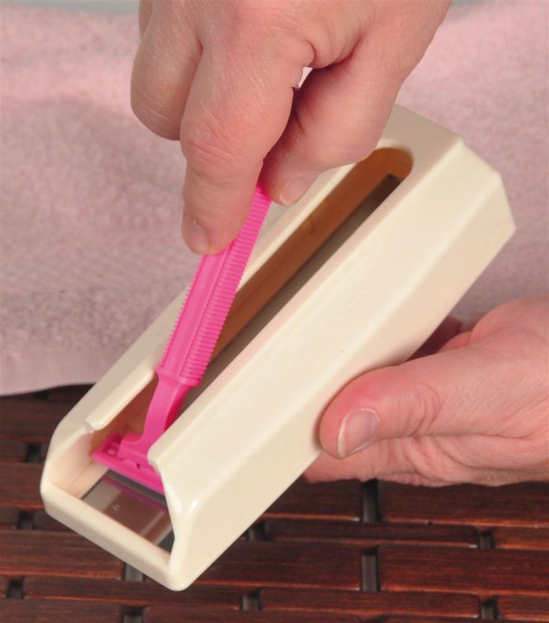 disposable blade sharpener