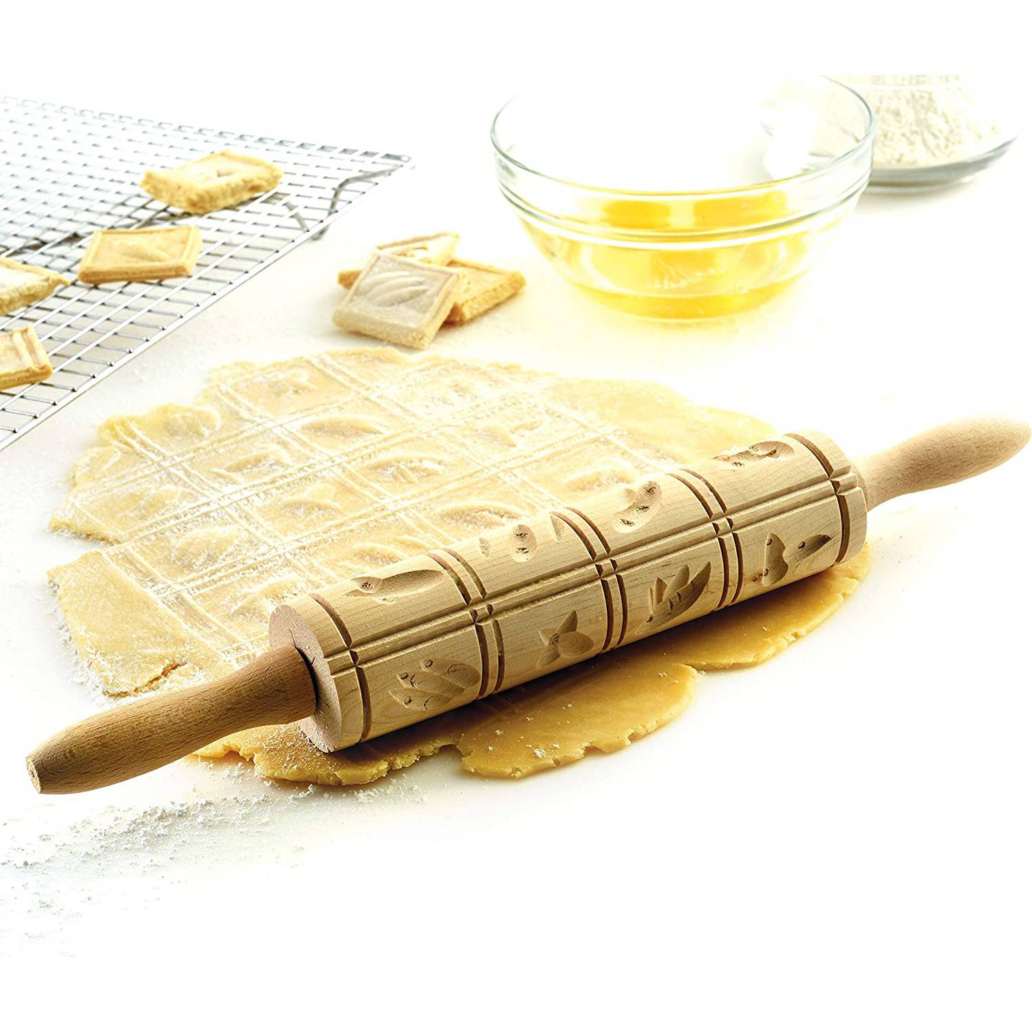 Lehman's Amish-Made Perfect Rolling Pin Noodle Cutter Solid Cherry