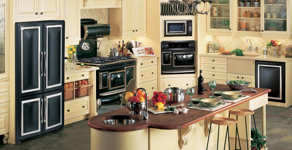 Antique-Style Kitchen