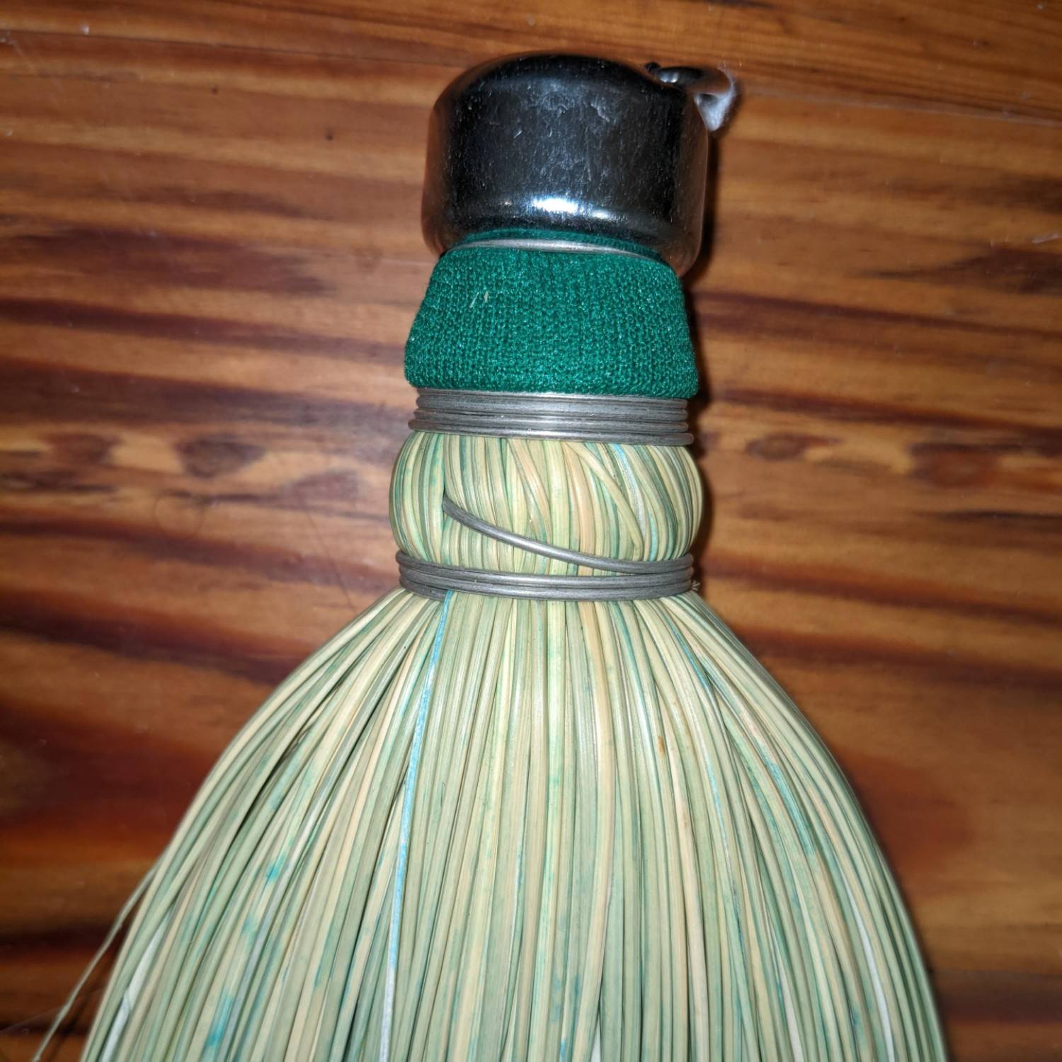 Primitive Antique Vtg Wire Wrap Corn Whisk Wisk Hand Broom Americana Tool