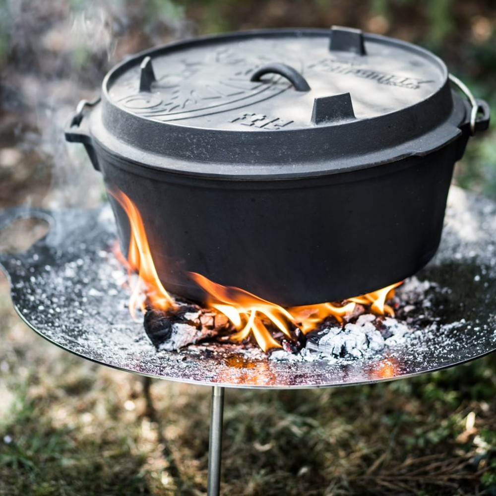 Fire pot (Dutch Oven) set ft6 & accessories