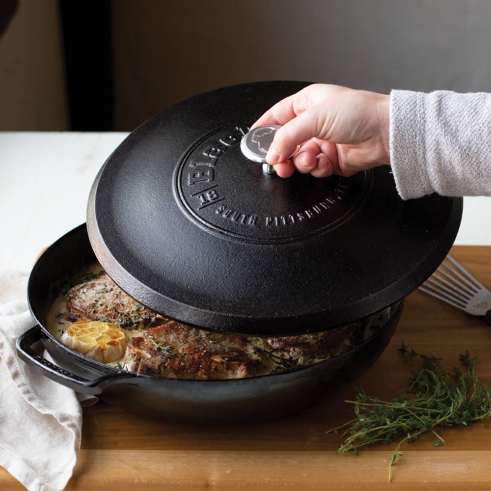  Lodge Blacklock 12 Triple Seasoned Cast Iron Lid - For  Blacklock 12 Dutch Ovens & Skillets - Locks In Moisture - High-Heat  Aluminum Knob - Pan Lid for Iron Skillet: Home & Kitchen