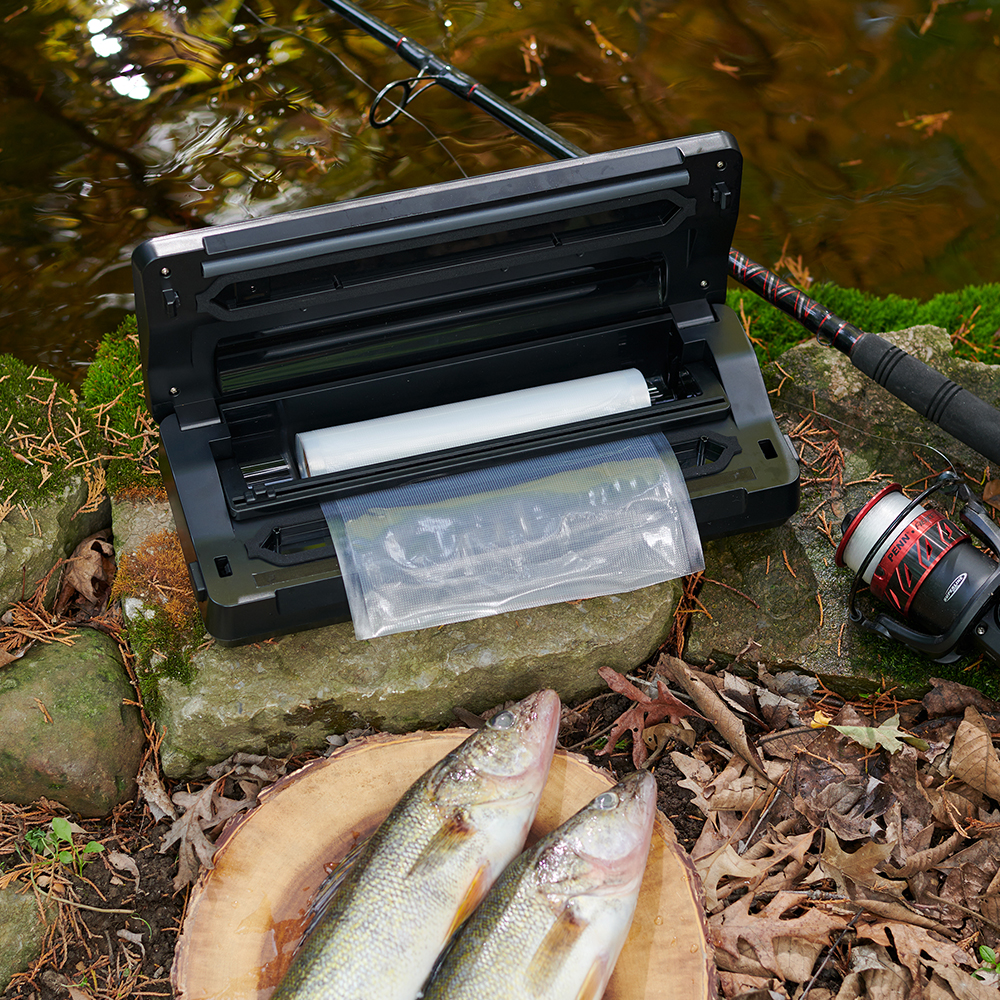 MaxVac® Go Cordless Vacuum Sealer LEM Products