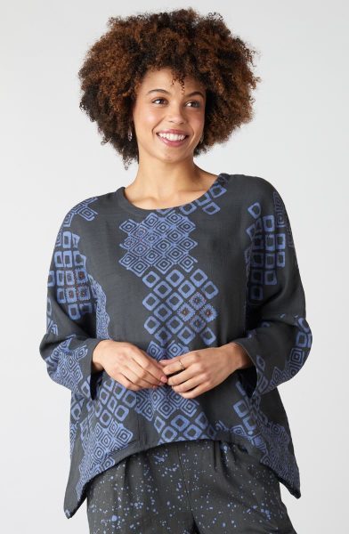 Rimsha Long-Sleeve Popover Swing Top - Fossil/Periwinkle Rimsha Long-Sleeve Popover Swing Top - Fossil/Periwinkle