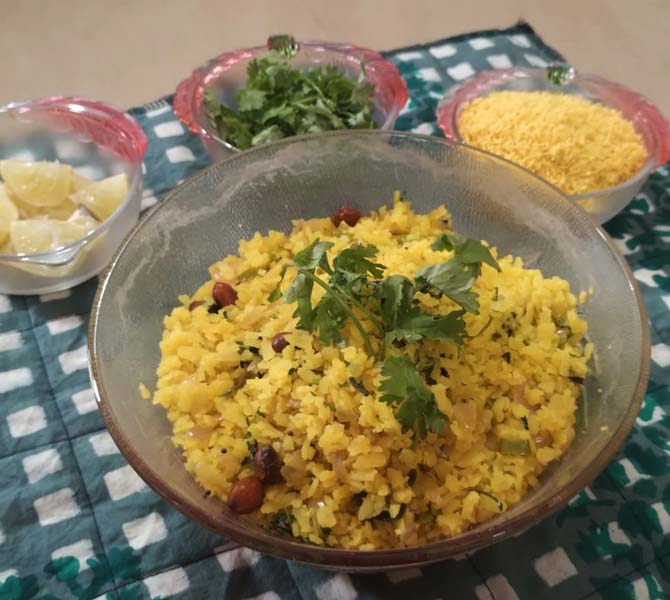 Onion Poha (Flattened Rice with Onions, Peanuts & Spices)