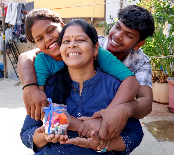 A Jar Full of Gratitude: Small Notes, Big Impact