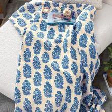 Proven&ccedil;al Floral Throw