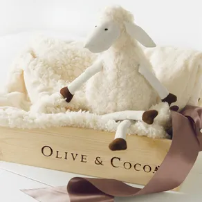 Lulu Lamb & Blankie