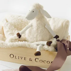 Lulu Lamb & Blankie