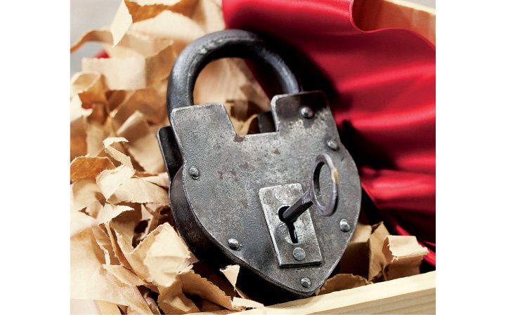 Parisian Love Lock and Key 