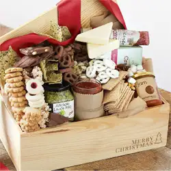 Tastes for Everyone Merry Christmas Crate