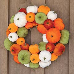 Velvety Pumpkin Wreath