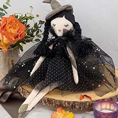 Petite Magda Witch