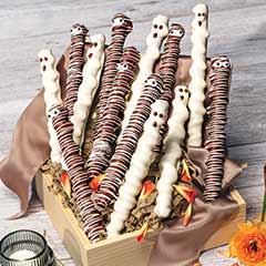 Product Image of Ghosts & Ghouls Pretzel Rods