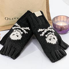 Crossbones Alpaca Gloves