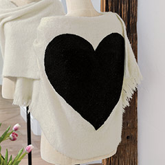 Product Image of Grande Heart Wrap