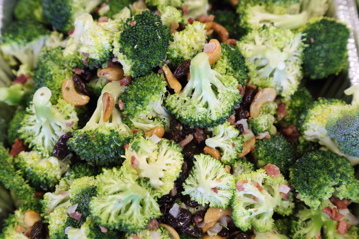 broccoli-salad-southern-easter-dinner