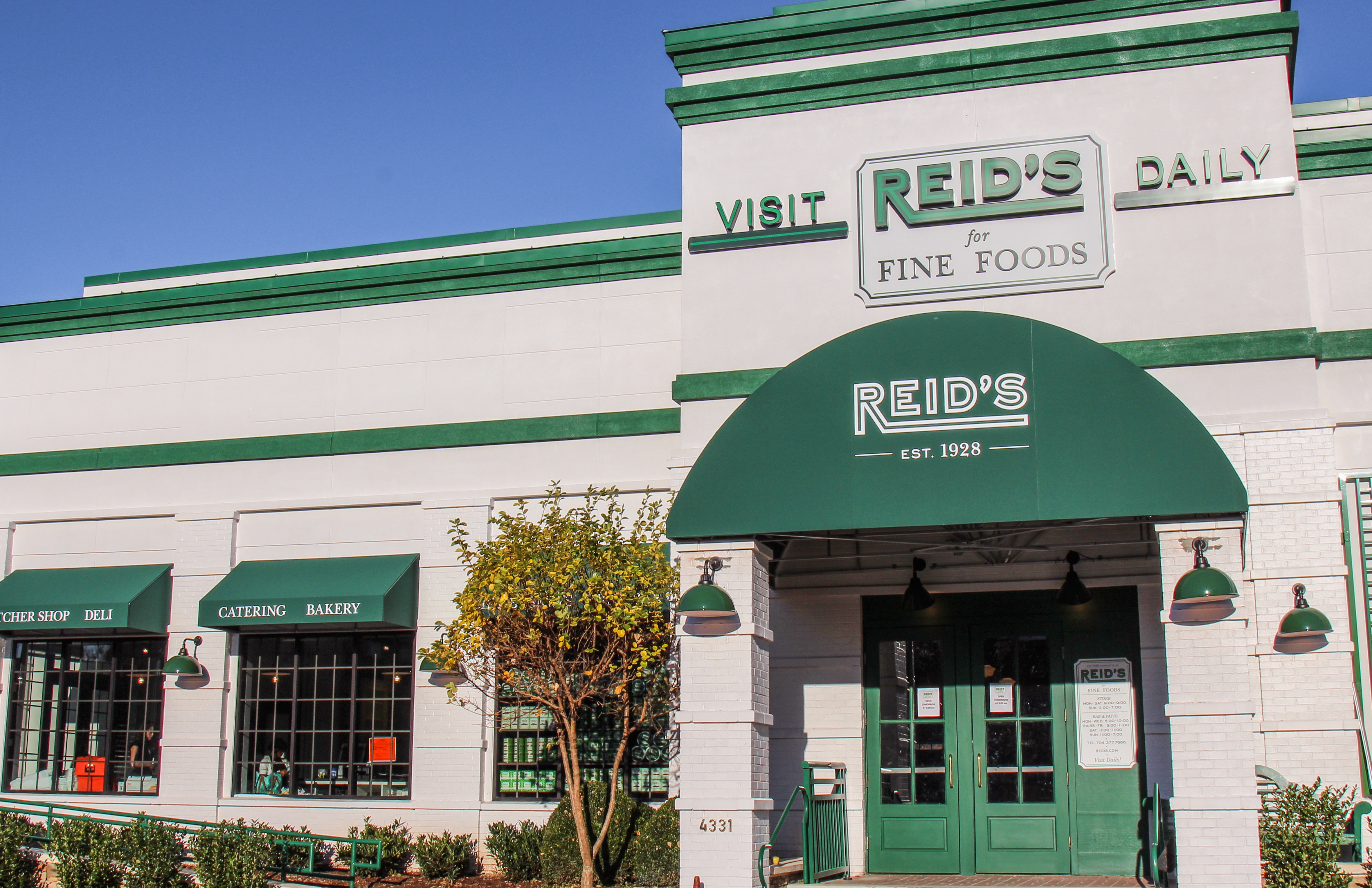 https://cdn.commercev3.net/cdn.reids.com/images/staticpage/reids-restaurant-southpark-charlotte-nc.jpg