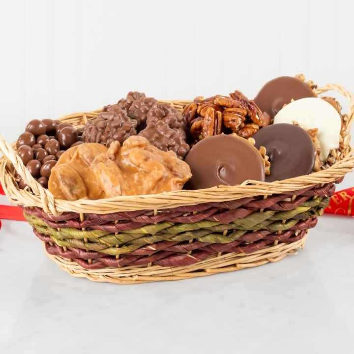 Office Party Basket, 4-6 Person
