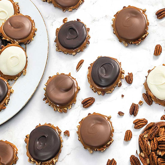 Savannah's Candy Kitchen Southern Candy Store & Bakery