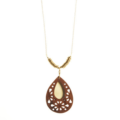 Woodflower Teardrop Pendant Necklace