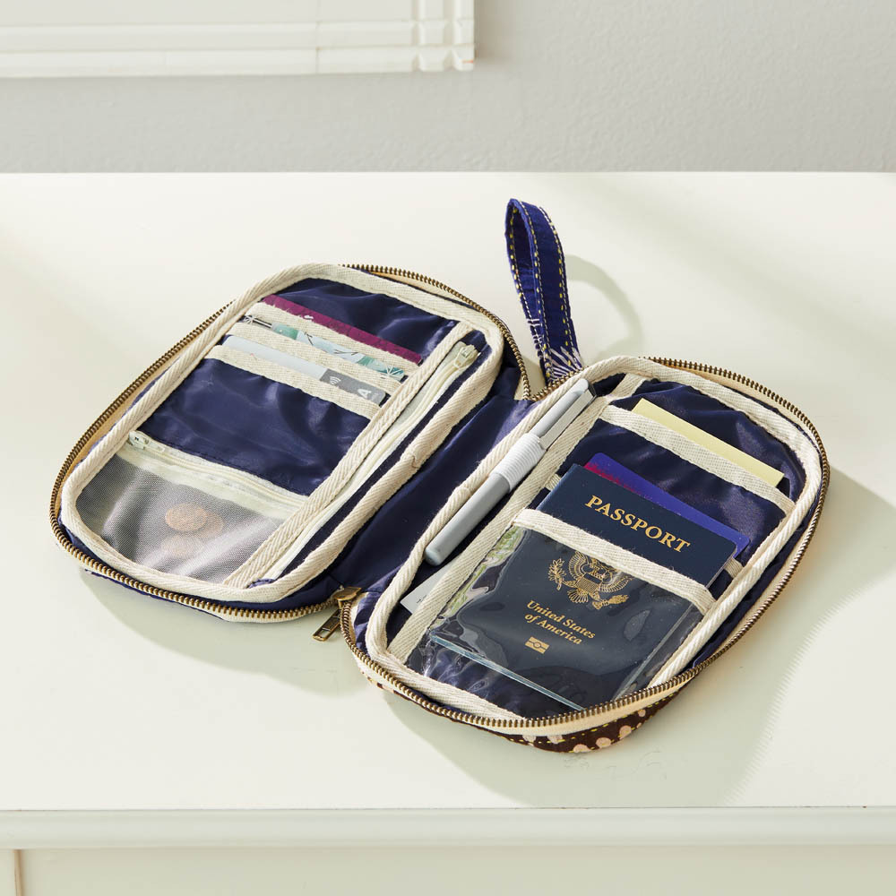 Travel & Totes