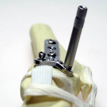 Bone locking 20mm screw 3.5mm