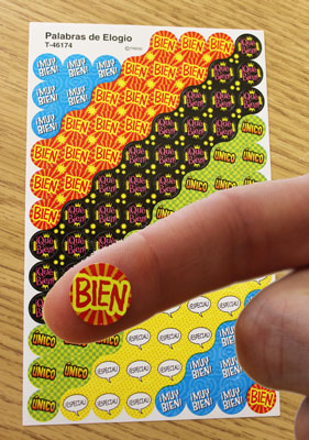 Dot Spanish Stickers (800 Pack)