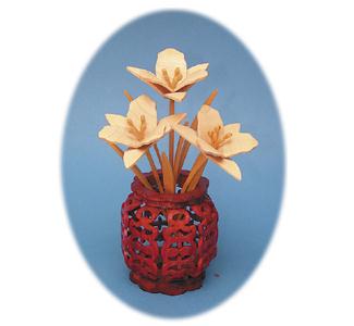 Compound Cut Daylilies & Vase Project Patterns