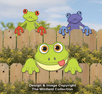 Product Image of Frog Fence Peekers Wood Pattern