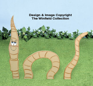 Product Image of Giant Garden Worm Woodcraft Pattern