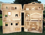 Doll Houses & Playsets