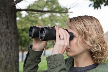 Polaroid 10x50 Sports Binoculars with Case and Shoulder Strap Polaroid 10x50 Sports Binoculars with Case and Shoulder Strap