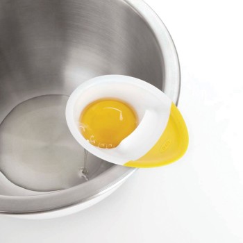 3-in-1 Egg Separator with Comfort Grip 3-in-1 Egg Separator with Comfort Grip