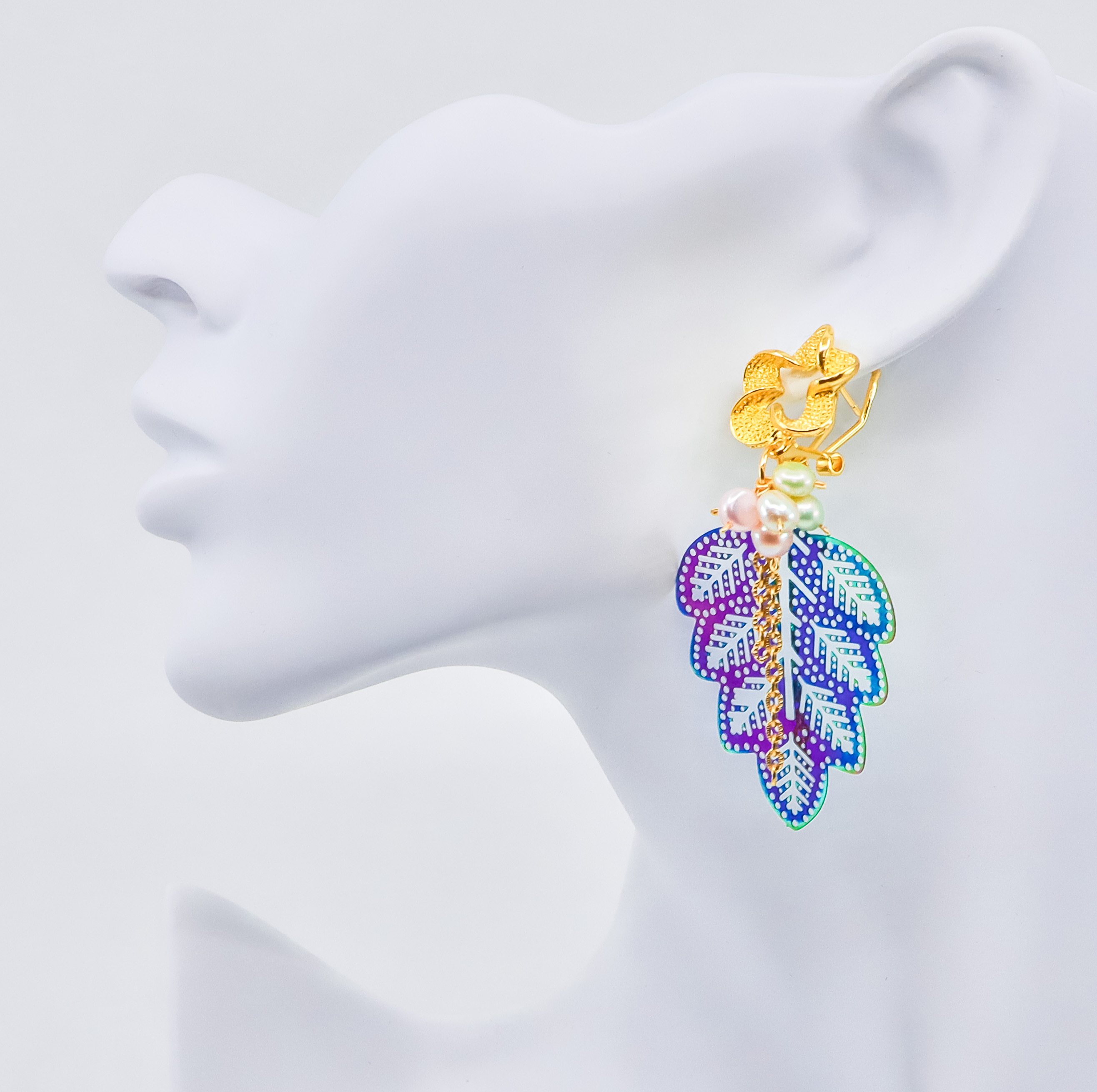 Gold Earrings - Mystic Leaf Pearl