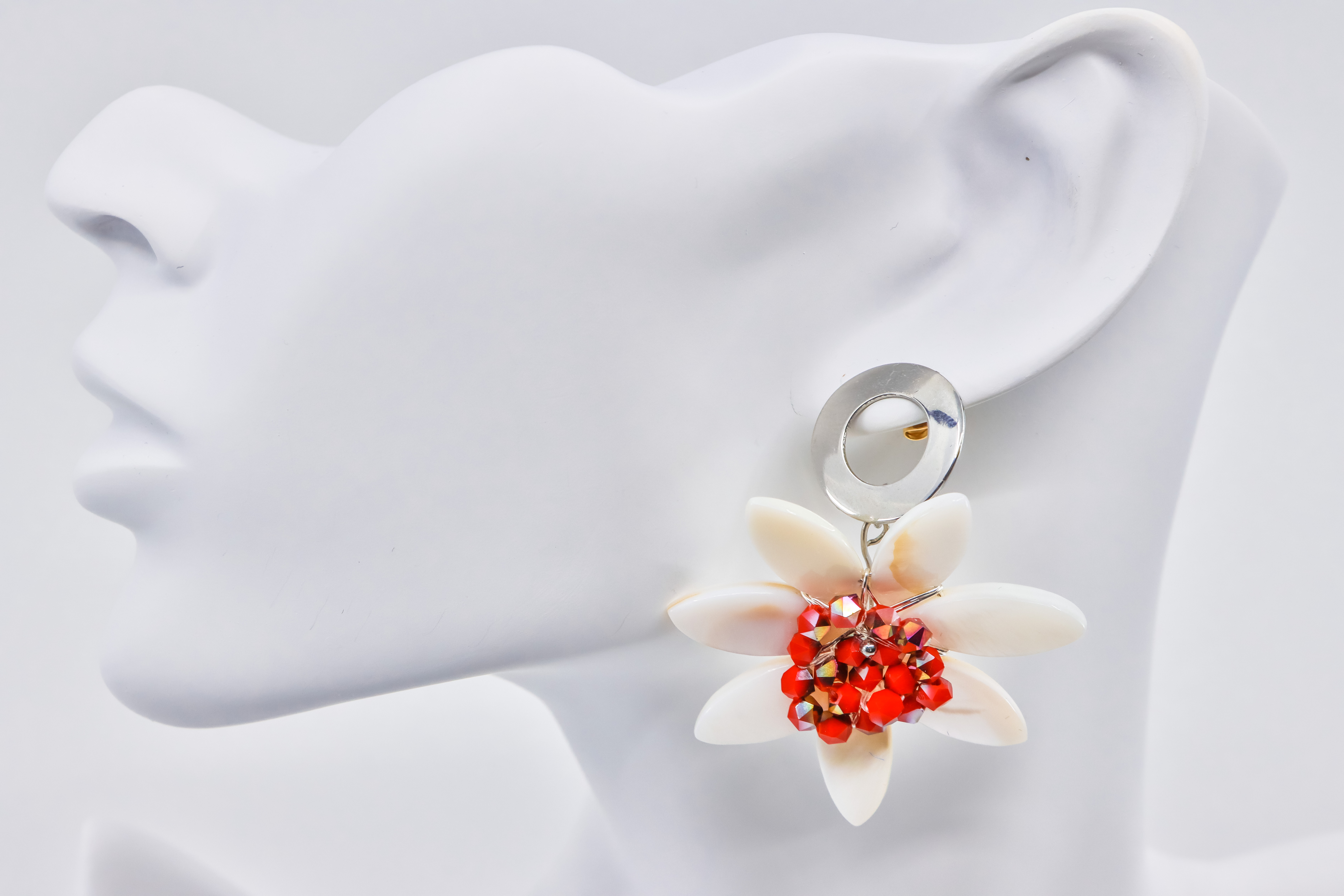 Silver Earrings - Mother Pearl Flower