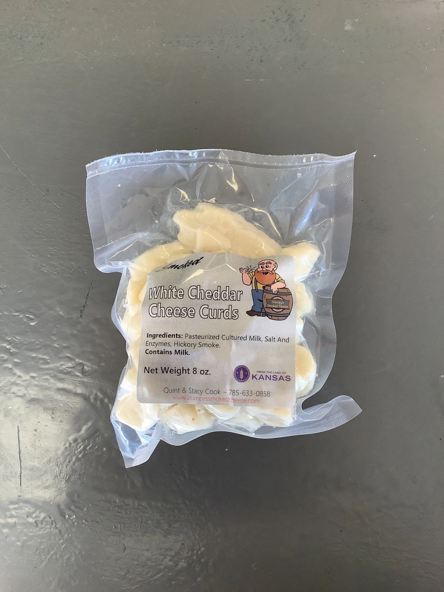 Smoked White Cheddar Cheese Curds (8oz)