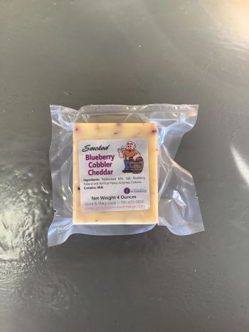 Product Image of Smoked Blueberry Cobbler Cheddar (4oz)