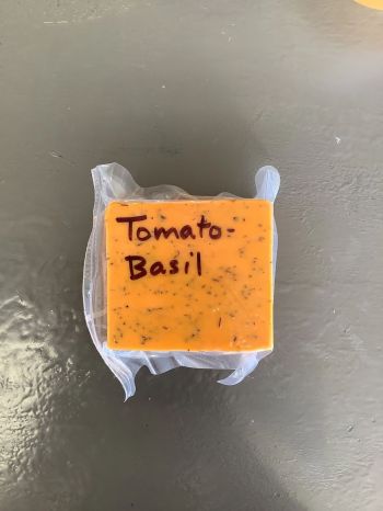 Product Image of Smoked Tomato Basil (8oz)